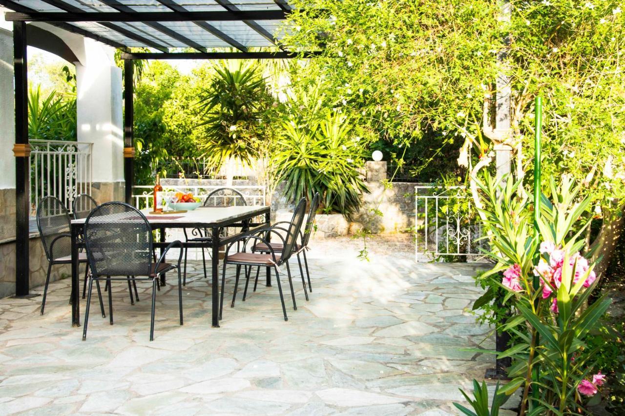 Villa Eros Vatos Экстерьер фото